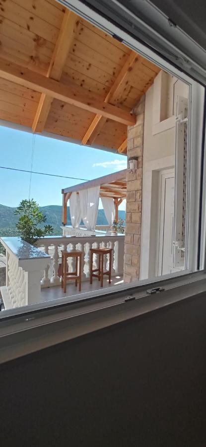 Holiday Home Peran Grebastica Luaran gambar