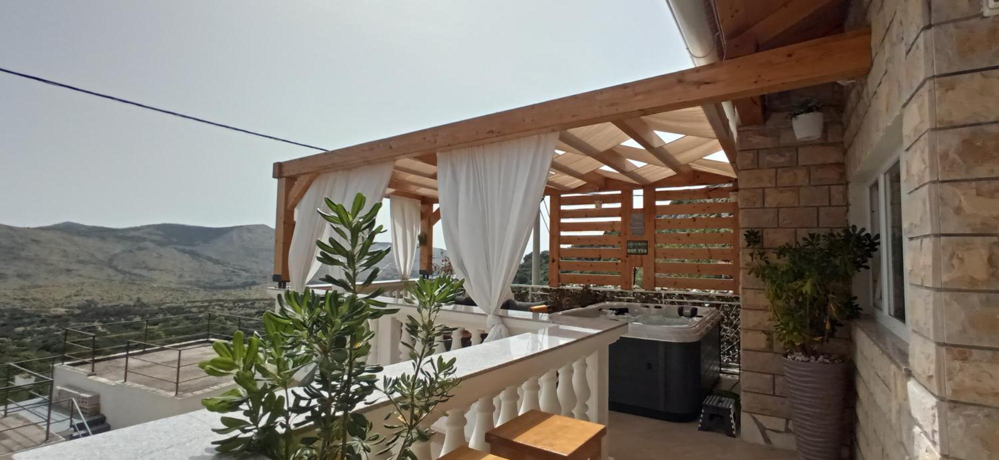 Holiday Home Peran Grebastica Luaran gambar