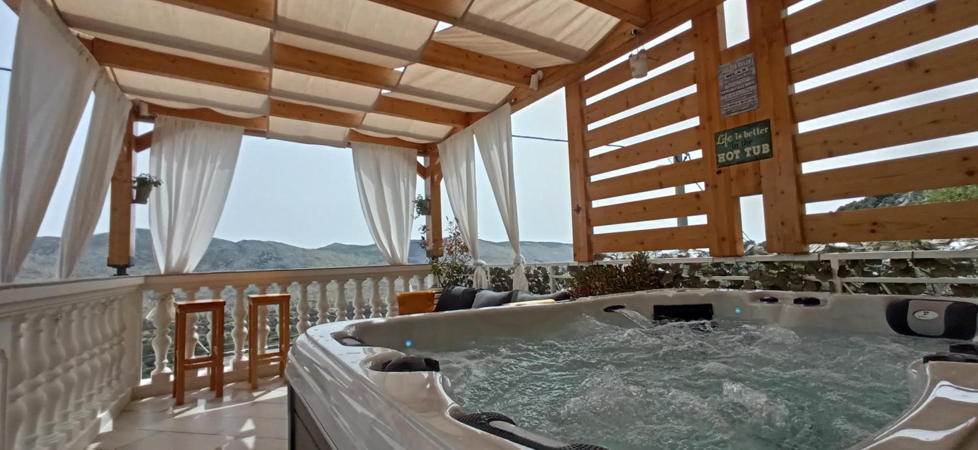 Holiday Home Peran Grebastica Luaran gambar